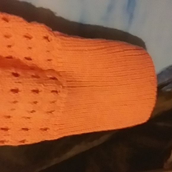 Universal Thread sweater - Picture 3 of 9